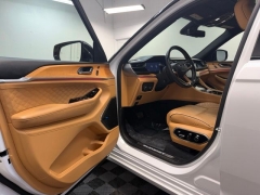 Used 2023  Jeep Grand Cherokee L Summit Reserve 4x4 at AutoCenters Bonne Terre near Bonne Terre&comma; MO