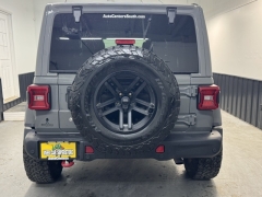 Used 2020 Jeep Wrangler Unlimited 4d SUV 4WD Rubicon at AutoCenters Bonne Terre near Bonne Terre, MO