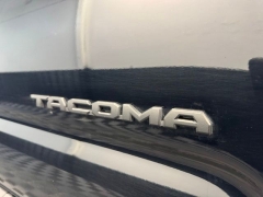 Used 2017  Toyota Tacoma TRD Pro Double Cab 5' Bed V6 4x4 MT &lpar;Natl&rpar; at AutoCenters Bonne Terre near Bonne Terre&comma; MO