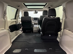 Used 2023  Chrysler Pacifica Limited FWD at AutoCenters Bonne Terre near Bonne Terre&comma; MO
