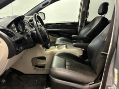 Used 2019  Dodge Grand Caravan 4d Wagon SXT at AutoCenters Bonne Terre near Bonne Terre&comma; MO