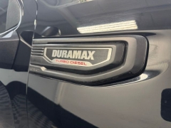 Used 2021  GMC Sierra 1500 4WD Crew Cab 157" Elevation at AutoCenters Bonne Terre near Bonne Terre&comma; MO