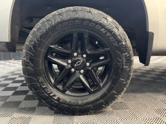 Used 2019  Chevrolet Silverado 1500 4WD Crew Cab 147" LT Trail Boss at AutoCenters Bonne Terre near Bonne Terre&comma; MO