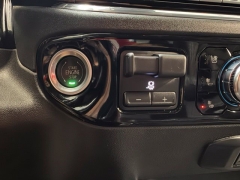 Used 2025  GMC Sierra 2500HD 4WD Crew Cab 172" SLT Gas at AutoCenters Bonne Terre near Bonne Terre&comma; MO