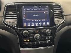 Used 2020 Jeep Grand Cherokee 4d SUV 4WD Laredo Altitude at AutoCenters Bonne Terre near Bonne Terre, MO