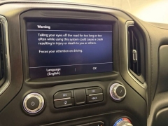 Used 2022  GMC Sierra 2500HD 4WD Crew Cab 159" AT4 at AutoCenters Bonne Terre near Bonne Terre&comma; MO