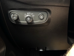 Used 2020 Chevrolet Equinox 4d SUV FWD LT w/2FL at AutoCenters Bonne Terre near Bonne Terre, MO