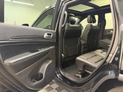 Used 2021  Jeep Grand Cherokee Limited X 4x4 at AutoCenters Bonne Terre near Bonne Terre&comma; MO