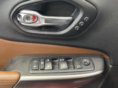 Used 2019 Jeep Cherokee 4d SUV 4WD Overland 3.2L at AutoCenters Bonne Terre near Bonne Terre, MO