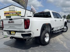 Used 2022 GMC Sierra 3500HD 4WD Crew Cab 172" Denali Dsl at AutoCenters Bonne Terre near Bonne Terre, MO