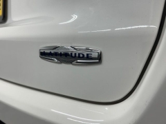 Used 2020  Jeep Compass 4d SUV FWD Latitude Sun&sol;Wheel Pkg at AutoCenters Bonne Terre near Bonne Terre&comma; MO