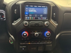 Used 2022  GMC Sierra 2500HD 4WD Crew Cab 159" AT4 at AutoCenters Bonne Terre near Bonne Terre&comma; MO
