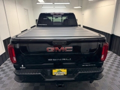 Used 2022  GMC Sierra 2500HD 4WD Crew Cab 159" Denali at AutoCenters Bonne Terre near Bonne Terre&comma; MO