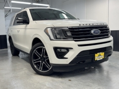 Used 2021 Ford Expedition Limited 4x4 at AutoCenters Bonne Terre near Bonne Terre, MO