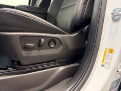 Used 2025  GMC Sierra 2500HD 4WD Crew Cab 172" SLT Gas at AutoCenters Bonne Terre near Bonne Terre&comma; MO