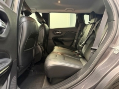 Used 2020  Jeep Cherokee Altitude FWD at AutoCenters Bonne Terre near Bonne Terre&comma; MO