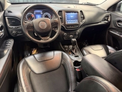 Used 2020  Jeep Cherokee 4d SUV 4WD Trailhawk 3&period;2L at AutoCenters Bonne Terre near Bonne Terre&comma; MO