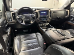 Used 2017  GMC Sierra 2500 4WD Crew Cab Denali at AutoCenters Bonne Terre near Bonne Terre&comma; MO