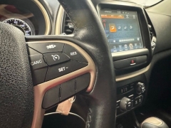 Used 2017  Jeep Cherokee 4d SUV 4WD Latitude V6 at AutoCenters Bonne Terre near Bonne Terre&comma; MO
