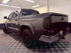 Used 2021  Toyota Tundra 4WD SR5 CrewMax 5&period;5' Bed 5&period;7L &lpar;Natl&rpar; at AutoCenters Bonne Terre near Bonne Terre&comma; MO