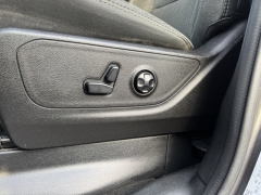 Used 2020  Ram 1500 Big Horn 4x4 Crew Cab 5'7" Box at AutoCenters Bonne Terre near Bonne Terre&comma; MO