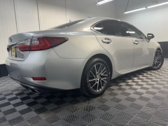 Used 2016  Lexus ES 350 4dr Sdn at AutoCenters Bonne Terre near Bonne Terre&comma; MO