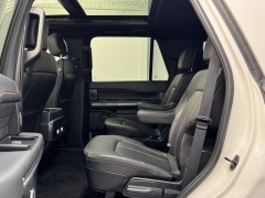 Used 2022 Ford Expedition Platinum 4x4 at AutoCenters Bonne Terre near Bonne Terre, MO