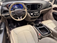 Used 2019  Chrysler Pacifica 4d Wagon Limited at AutoCenters Bonne Terre near Bonne Terre&comma; MO