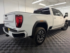 Used 2022  GMC Sierra 2500HD 4WD Crew Cab 159" AT4 at AutoCenters Bonne Terre near Bonne Terre&comma; MO