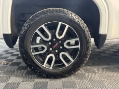 Used 2020  GMC Sierra 1500 4WD Crew Cab 147" AT4 at AutoCenters Bonne Terre near Bonne Terre&comma; MO