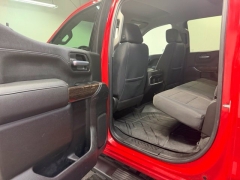 Used 2019  GMC Sierra 1500 4WD Crew Cab Elevation at AutoCenters Bonne Terre near Bonne Terre&comma; MO