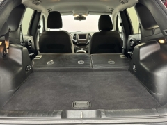Used 2019 Jeep Cherokee 4d SUV FWD Latitude 2.4L at AutoCenters Bonne Terre near Bonne Terre, MO
