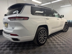Used 2023  Jeep Grand Cherokee L Summit Reserve 4x4 at AutoCenters Bonne Terre near Bonne Terre&comma; MO