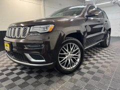 Used 2017  Jeep Grand Cherokee 4d SUV 4WD Summit at AutoCenters Bonne Terre near Bonne Terre&comma; MO