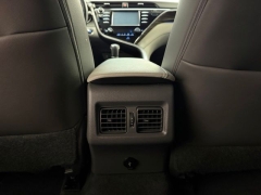Used 2018  Toyota Camry 4d Sedan XLE at AutoCenters Bonne Terre near Bonne Terre&comma; MO