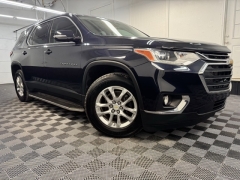 Used 2020  Chevrolet Traverse 4d SUV FWD LT Cloth w&sol;1LT at AutoCenters Bonne Terre near Bonne Terre&comma; MO