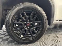 Used 2019  GMC Sierra 1500 4WD Crew Cab Elevation at AutoCenters Bonne Terre near Bonne Terre&comma; MO