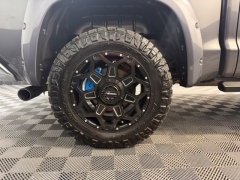 Used 2021  Toyota Tundra 4WD SR5 CrewMax 5&period;5' Bed 5&period;7L &lpar;Natl&rpar; at AutoCenters Bonne Terre near Bonne Terre&comma; MO