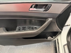 Used 2018  Hyundai Sonata Limited 2&period;0T &ast;Ltd Avail&ast; at AutoCenters Bonne Terre near Bonne Terre&comma; MO