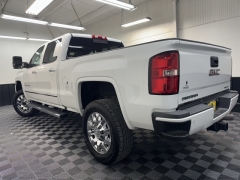 Used 2017  GMC Sierra 2500 4WD Crew Cab Denali at AutoCenters Bonne Terre near Bonne Terre&comma; MO