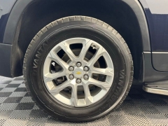 Used 2020  Chevrolet Traverse 4d SUV FWD LT Cloth w&sol;1LT at AutoCenters Bonne Terre near Bonne Terre&comma; MO