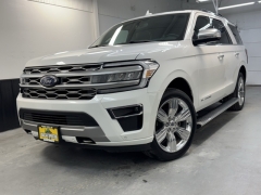 Used 2022 Ford Expedition Platinum 4x4 at AutoCenters Bonne Terre near Bonne Terre, MO