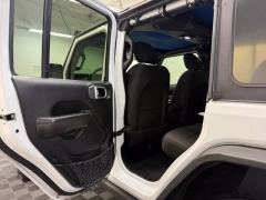 Used 2018  Jeep Wrangler Unlimited Sport S 4x4 at AutoCenters Bonne Terre near Bonne Terre&comma; MO