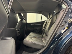 Used 2018  Toyota Camry Hybrid 4d Sedan XLE at AutoCenters Bonne Terre near Bonne Terre&comma; MO