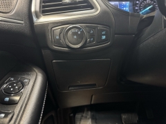 Used 2022  Ford Edge Titanium AWD at AutoCenters Bonne Terre near Bonne Terre, MO