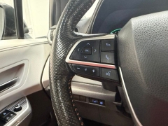 Used 2022  Toyota Sienna XLE FWD 7-Passenger at AutoCenters Bonne Terre near Bonne Terre&comma; MO