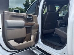 Used 2022 GMC Sierra 3500HD 4WD Crew Cab 172" Denali Dsl at AutoCenters Bonne Terre near Bonne Terre, MO
