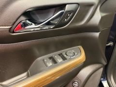 Used 2021  GMC Acadia AWD 4dr SLE at AutoCenters Bonne Terre near Bonne Terre&comma; MO