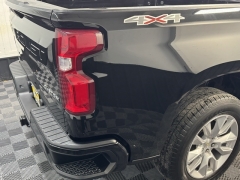 Used 2020  Chevrolet Silverado 1500 4WD Crew Cab 147" Custom at AutoCenters Bonne Terre near Bonne Terre, MO