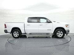 Used 2022  Ram 1500 Big Horn 4x4 Crew Cab 5'7" Box at Landmark Auto Credit Center near springfield&comma; IL